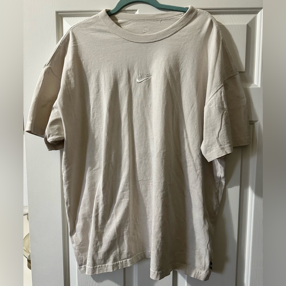Nike Cream Short Sleeve Tee